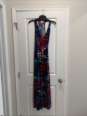 Veronica M | Dresses | Veronica M Halter Maxi Dress | Poshmark